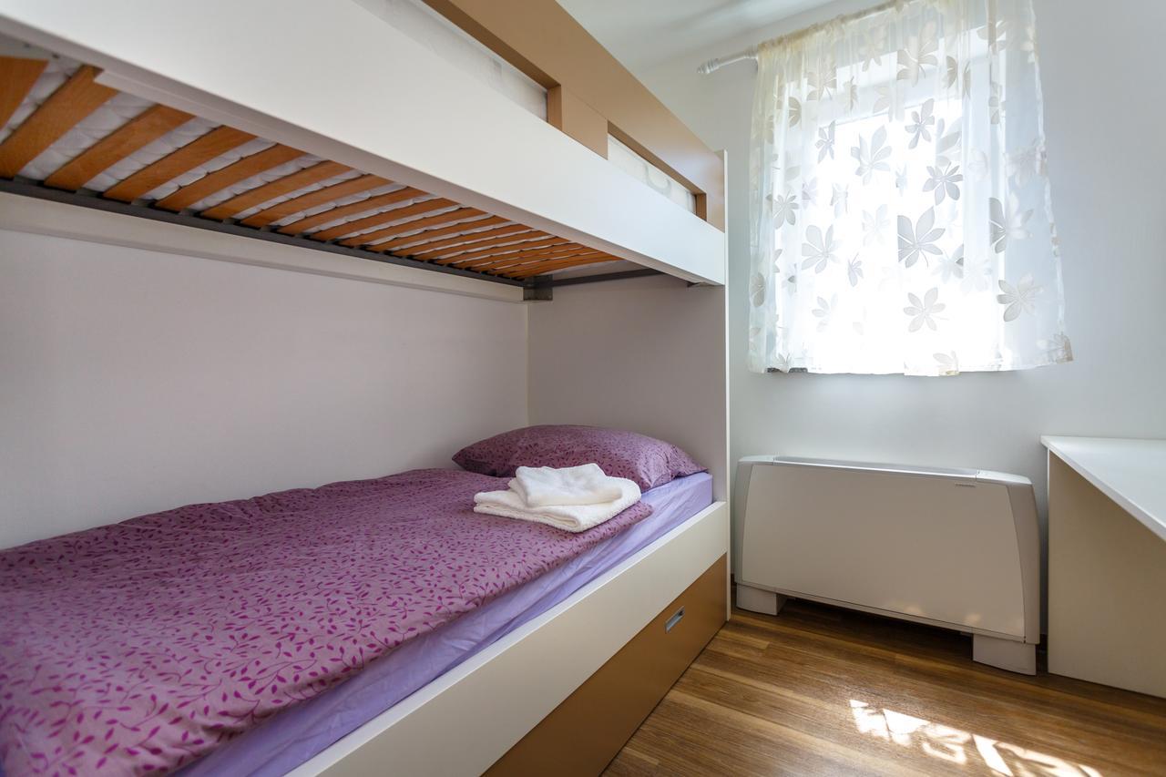 Apartments Vlado 克尔克 外观 照片